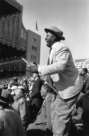 ﻿Baseball fans, Yankee Stadium, New York – 1956